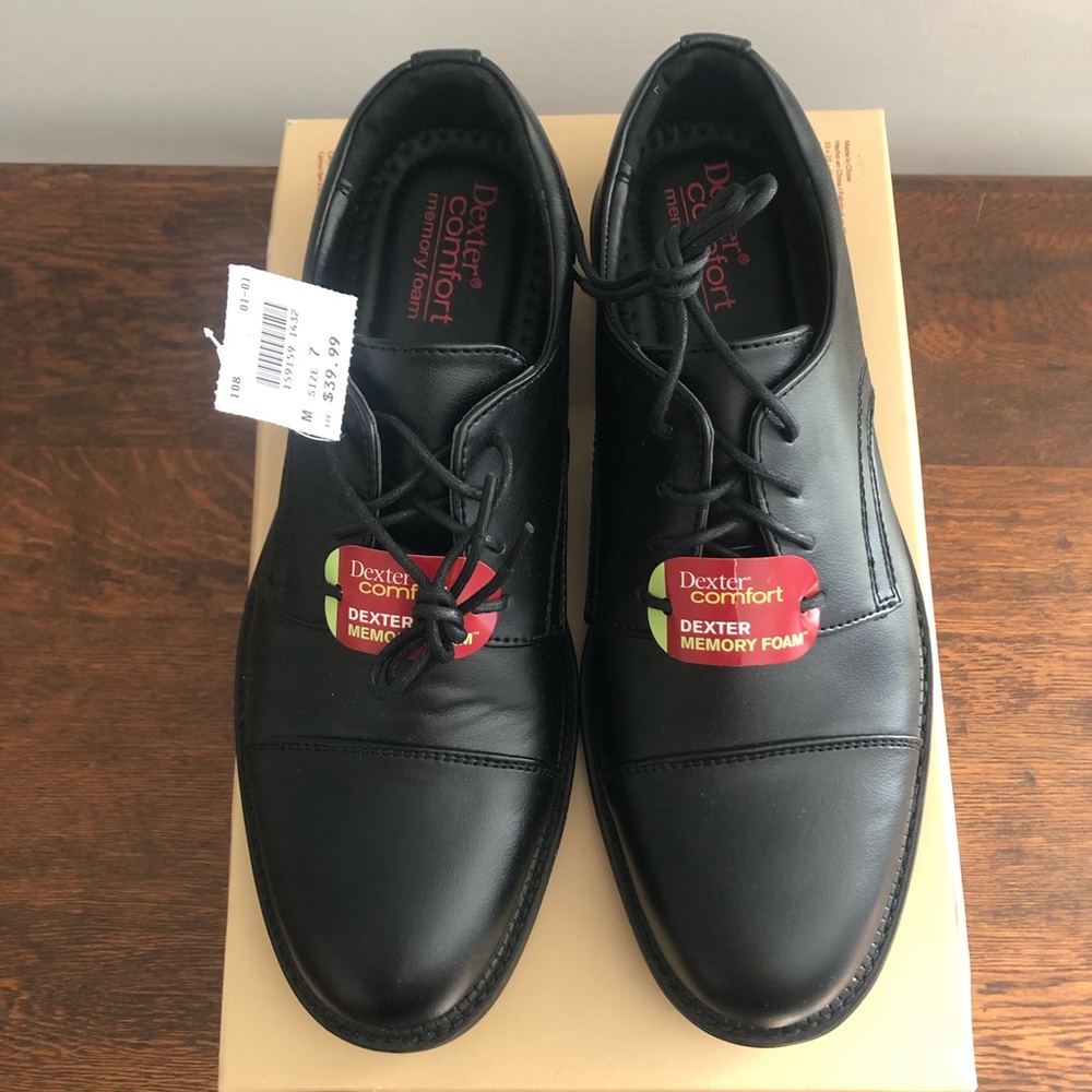 Dexter Comfort S 7 Memory Foam Archer Captoe Shoes